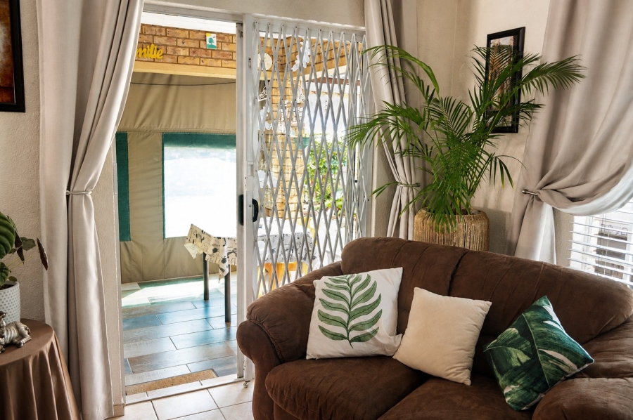 2 Bedroom Property for Sale in Doringkruin North West